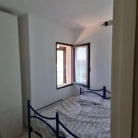 Fronte Mare Con Accesso Privato Al Mare شقة توري ديل ستيل