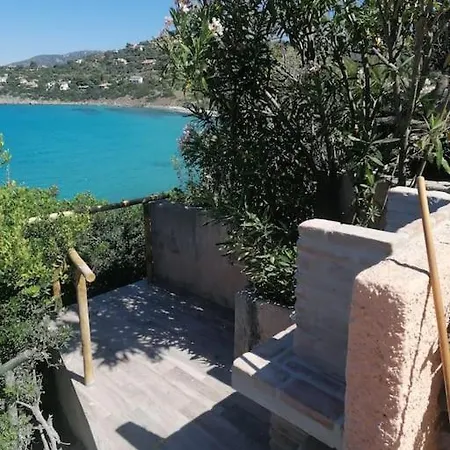 Fronte Mare Con Accesso Privato Al Mare شقة *