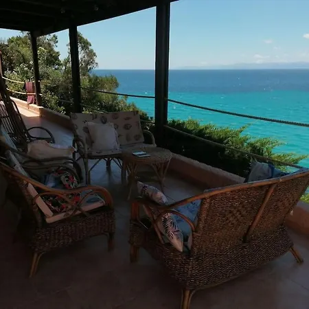 Fronte Mare Con Accesso Privato Al Mare شقة *